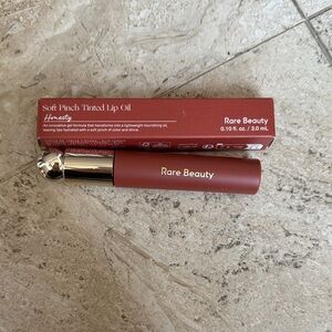 Rare Beauty Soft Pinch Tinted Lip Oil - Honesty